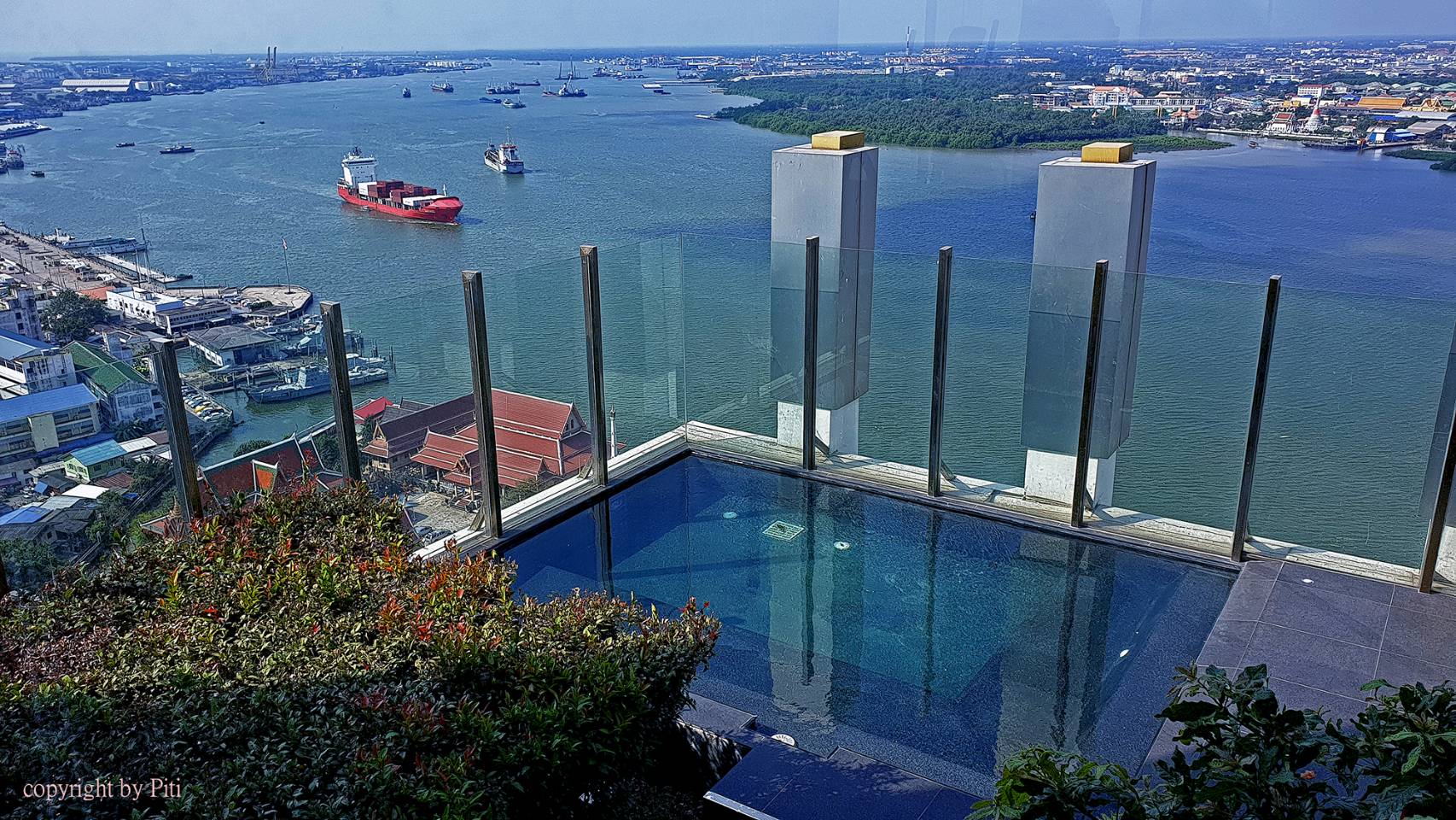 ขายคอนโด Knightsbridge Sky River Ocean (ไนท์บริดจ์ สกาย ริเวอร์ โอเชี่ยน) 1 ห้องนอน วิวโค้งแม่น้ำ