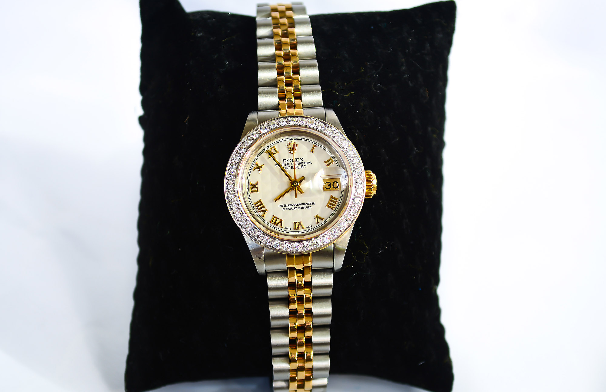 Rolex Date-just Ladysize หน้าปิระมิด เลขโรมัน(Sold)