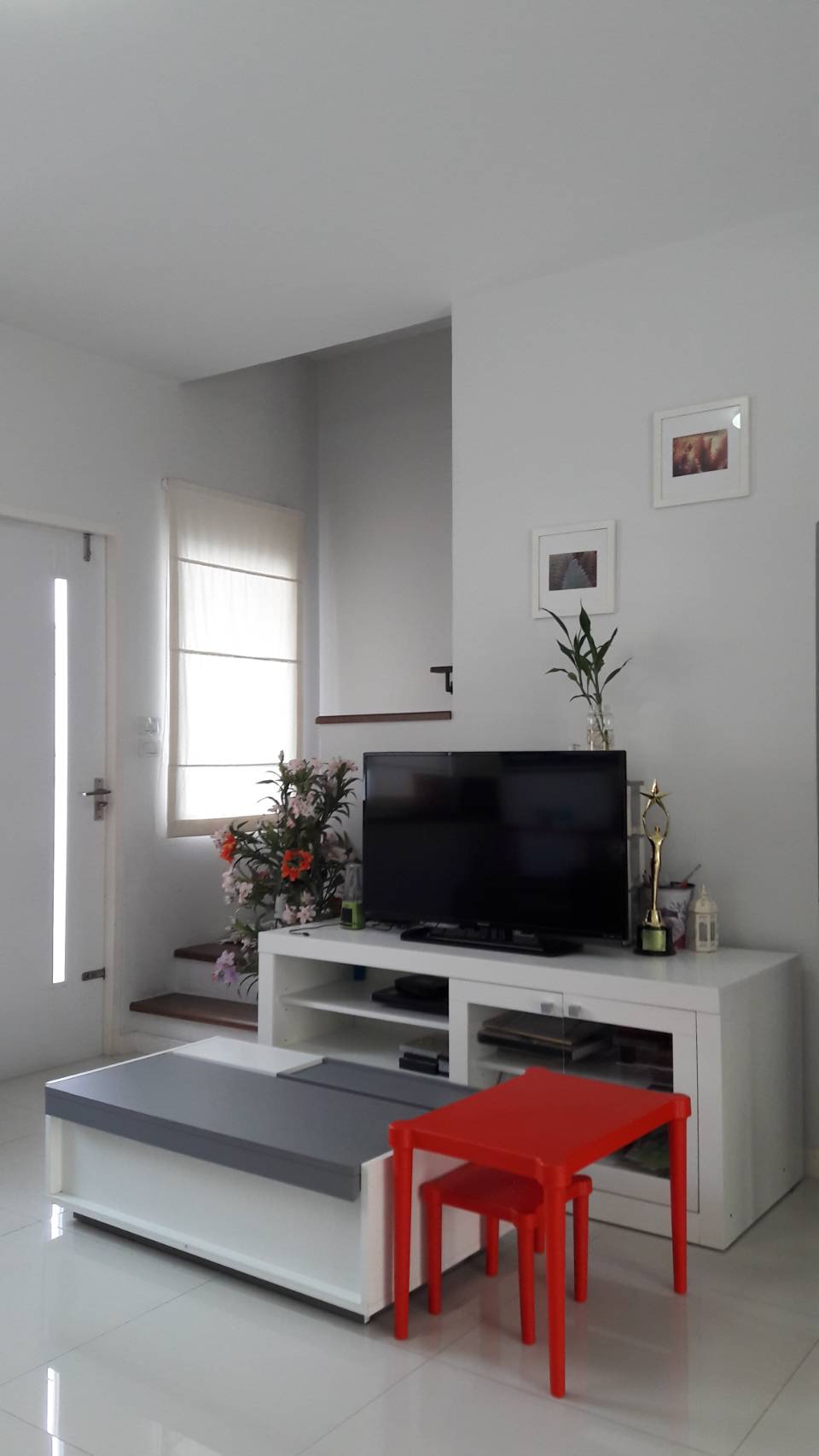 ขายทาวน์โฮม 3 ชั้น หมู่บ้าน เดอะ เทอเรส รามอินทรา 65 (The Terrace Ramintra) 3 ห้องนอน 3 ห้องน้ำ