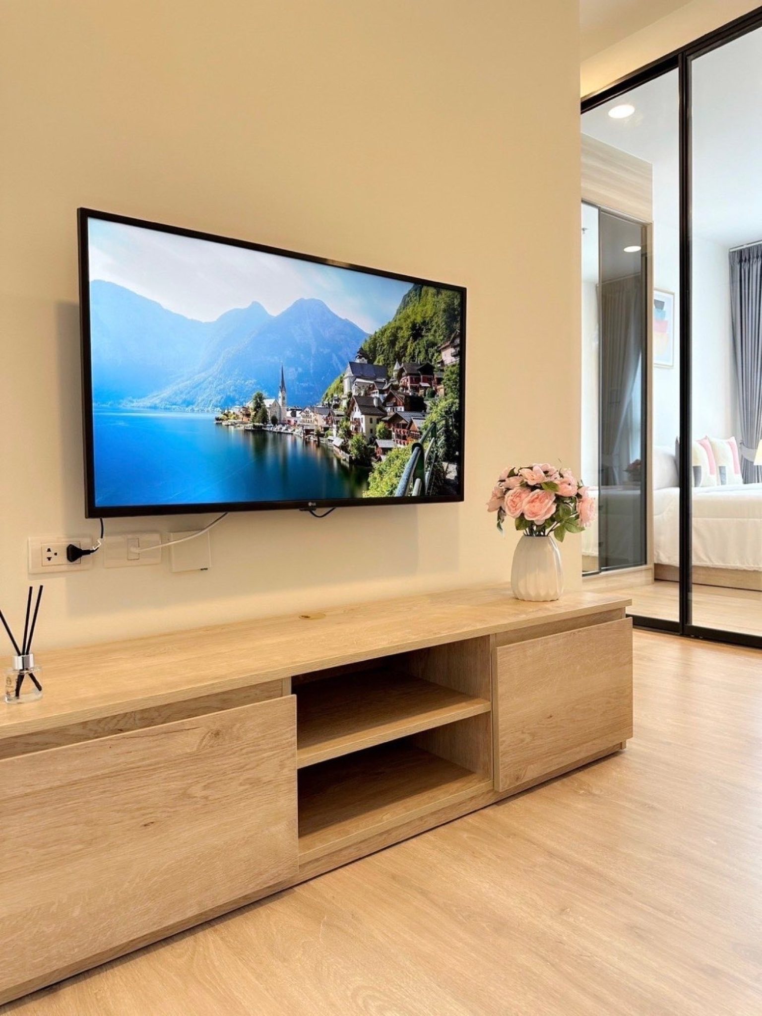 ปล่อยเช่า คอนโด ชีวาทัย เกษตร–นวมินทร์ (Chewathai Kaset–Nawamin)