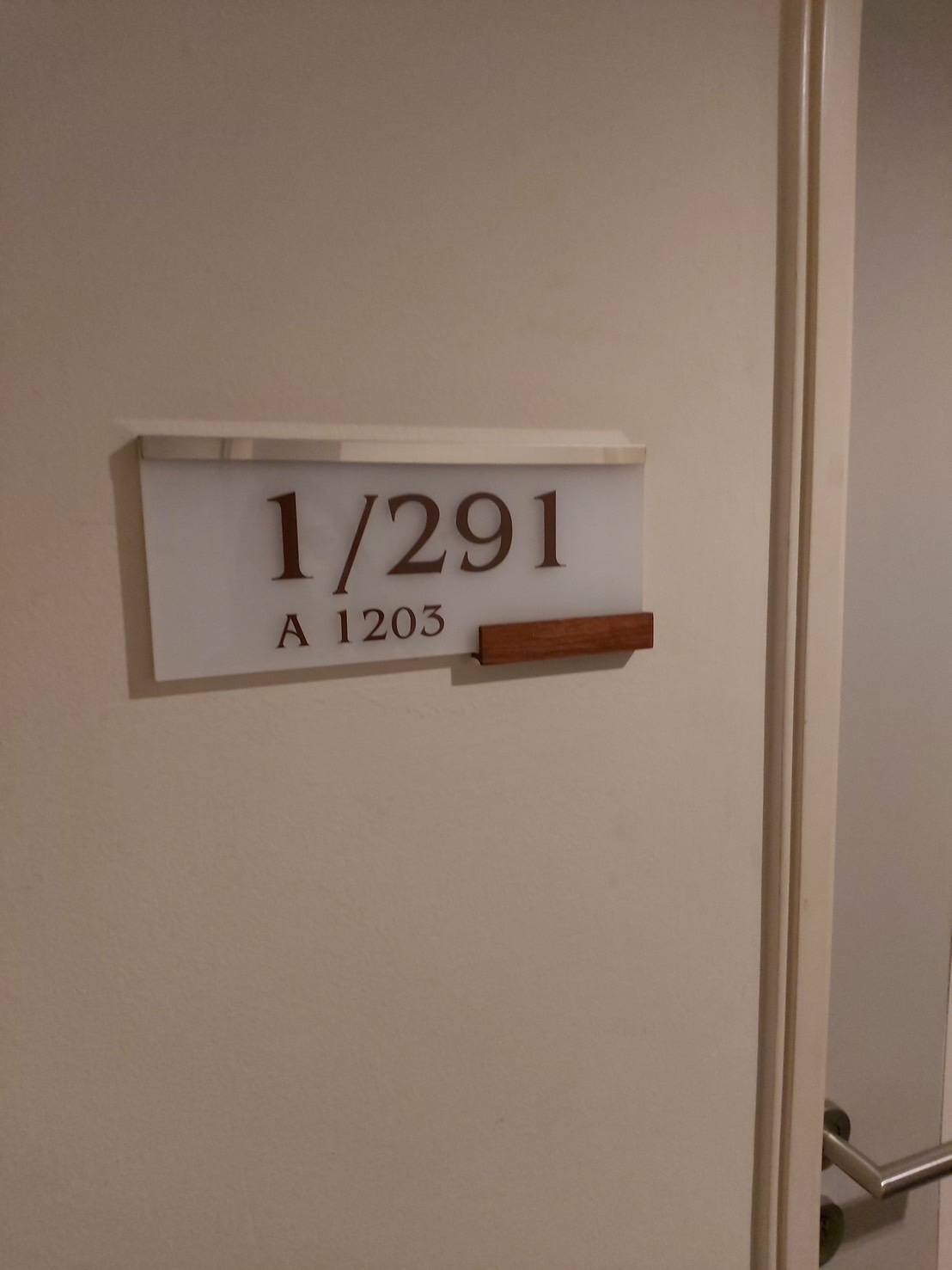 ðĒ āđāļŦāđāđāļāđāļē-āļāļēāļĒ āļāļāļāđāļāļĨāļļāļĄāļāļīāļāļĩāđāļāļĨāļŠ āļĻāļĢāļĩāļāļāļĢāļīāļāļāļĢāđ (Lumpini Place Srinakarin) āđāļāļĨāđ Airport Link āļŦāļąāļ§āļŦāļĄāļēāļ