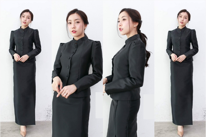ชุดไทยจิตรลดาสีดำ แบบกระดุมหน้า ไหล่จีบ อยู่ทรงสวย พร้อมส่ง
