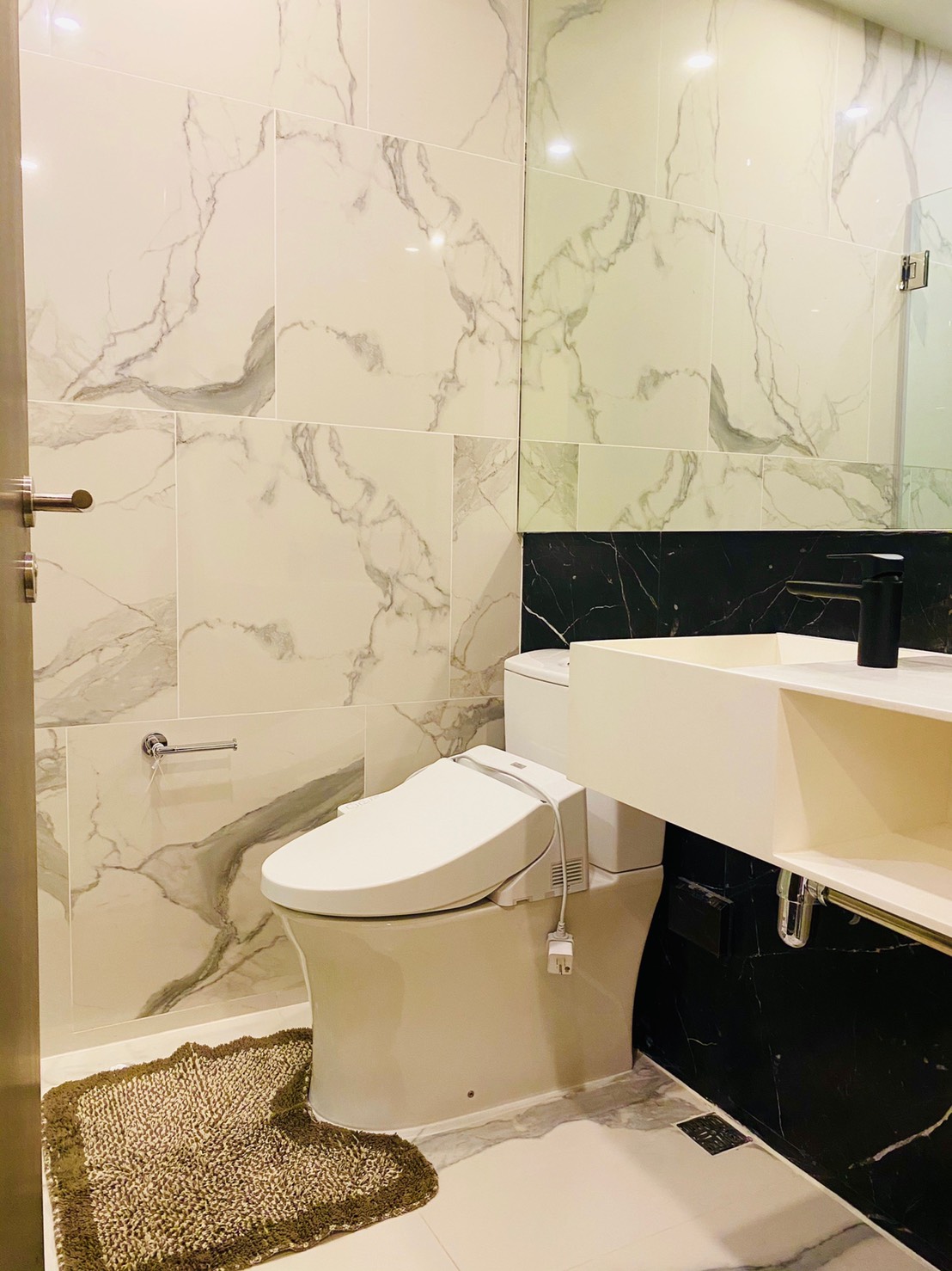 ให้เช่าคอนโด 168 Sukhumvit 36 (168 สุขุมวิท 36) 1 ห้องนอน 1 ห้องน้ำ ขนาด 30 ตรม ชั้น 2 ห้องแต่งครบพร้อมเข้าอยู่