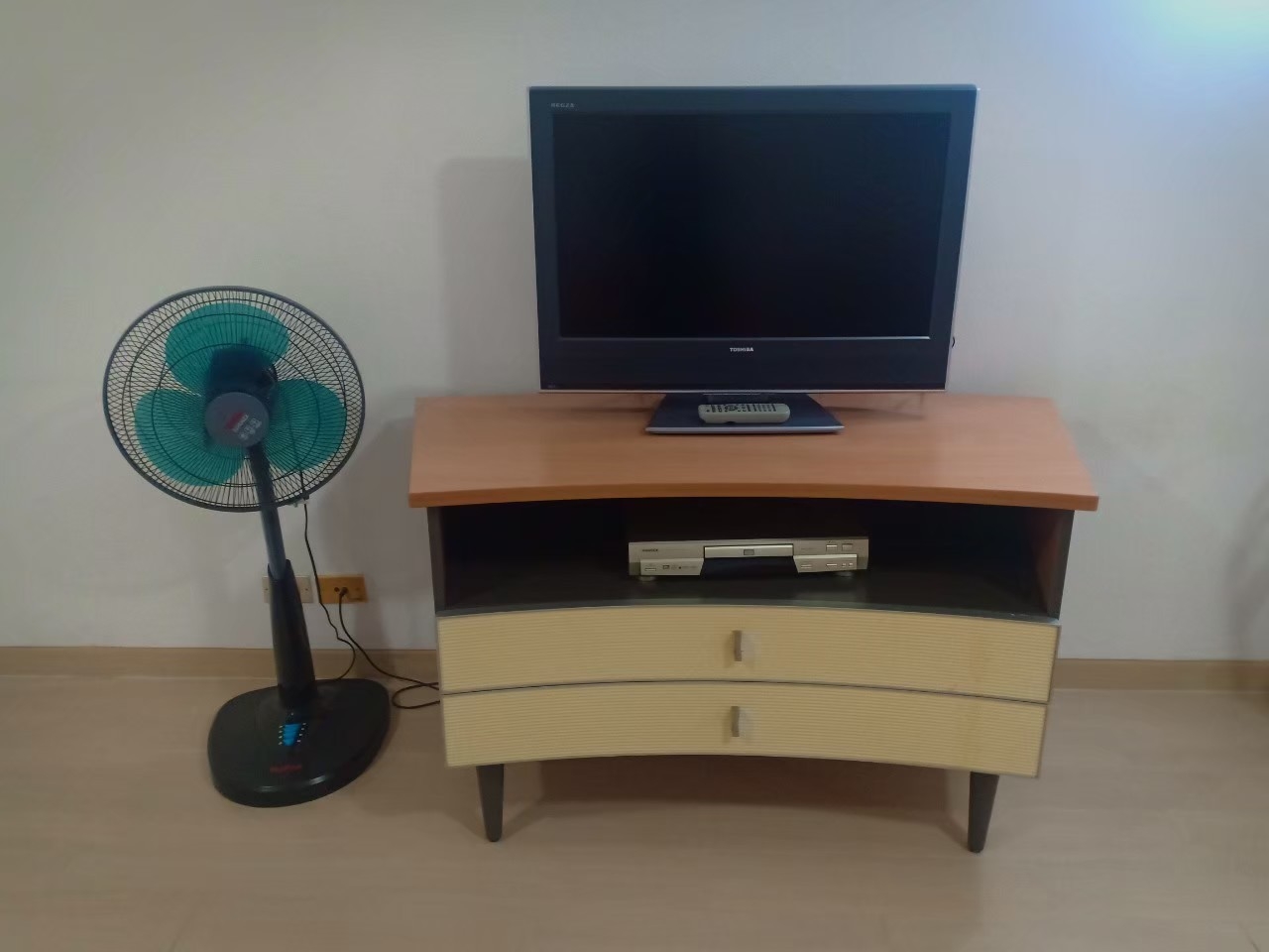 ให้เช่าคอนโด The Grand Condo (เดอะ แกรนด์ คอนโด) ห้องสตูดิโอ 1 ห้องน้ำ ห้องเลขที่ 2/143 ชั้น 12 พื้นที่ 44 ตารางเมตร