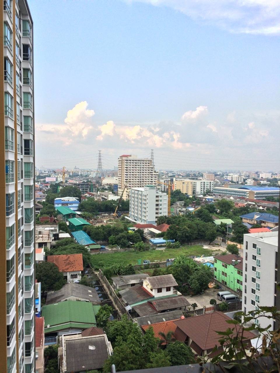 ขาย คอนโด U-delight@Huai kwang พร้อมอยู่ Fully Furnished ราคา 3.8 ล้าน ค่าโอนคนละครึ่ง 1 Bedroom : พื้นที่ 43 ตร.ม.ห้องทิศตะวันออก ตึก C, ชั้น 14, ห้องมุม