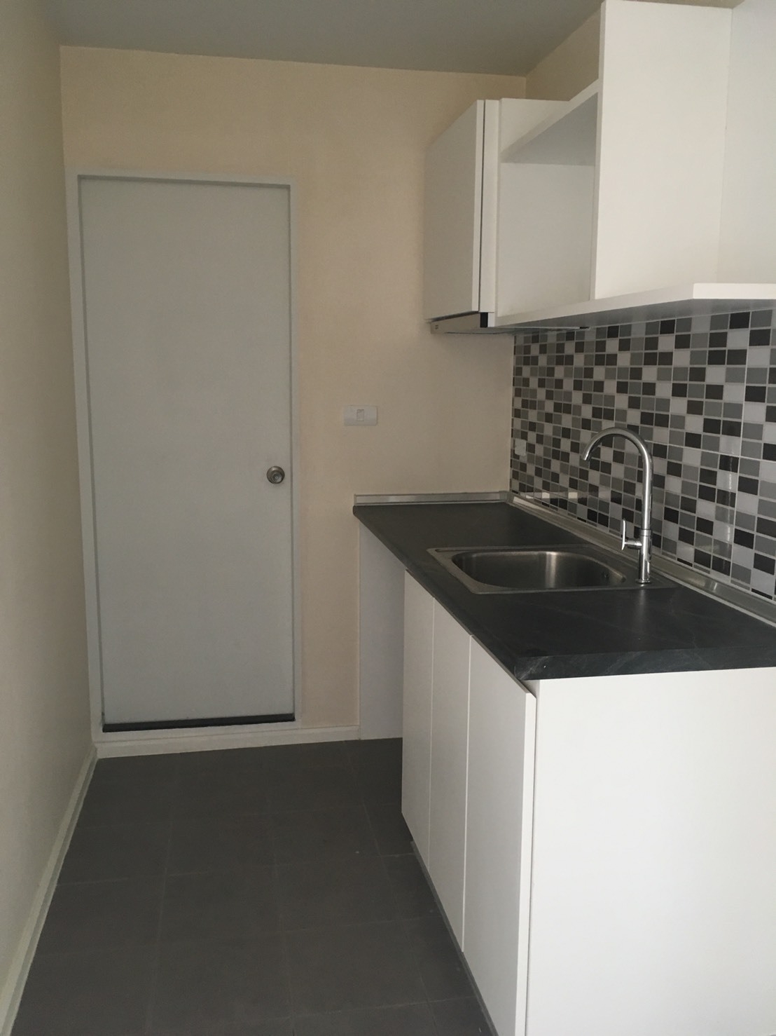 ขายคอนโด Parano Condo @ Chiang Mai (พาราโน่ คอนโด แอท เชียงใหม่) 2 ห้องนอน 2 ห้องน้ำ ขนาด 65.23 ตรม. ชั้น 6 ขายราคา 3.6 ล้านบาท