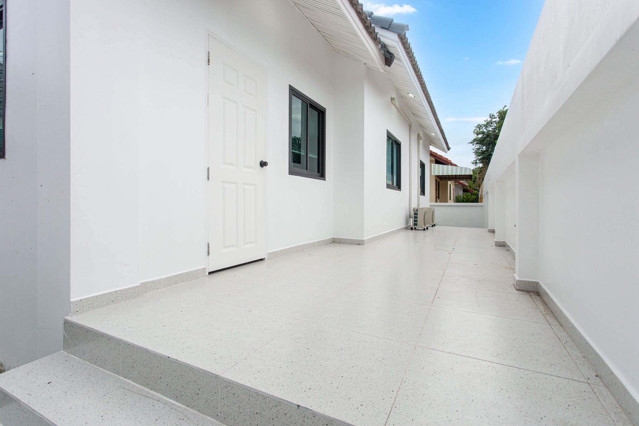 🏡 ขายบ้านเดี่ยวชั้นเดียว ใกล้ทะเลจอมเทียน พร้อมเฟอร์นิเจอร์ พร้อมเข้าอยู่ ราคาเพียง 5.79 ล้านบาท!