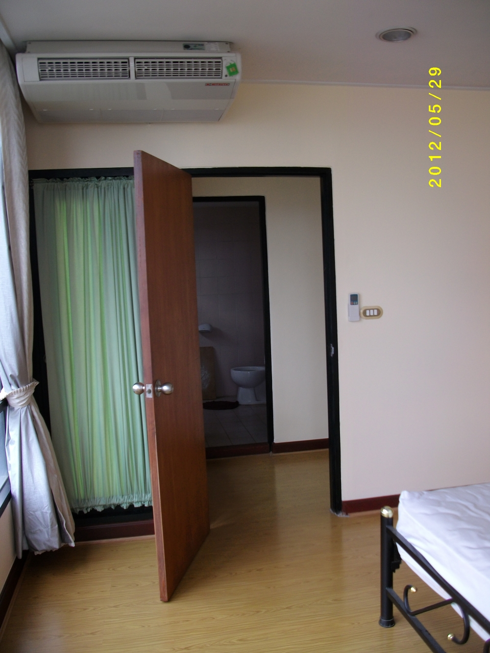 ให้เช่า คอนโด พญาไท เพลส (PhayaThai Place) ห้องนอน (1BR) ห้องหัวมุม ราคา 18000 / เดือน ชั้น 16 พื้นที่ 50 ตร.ม