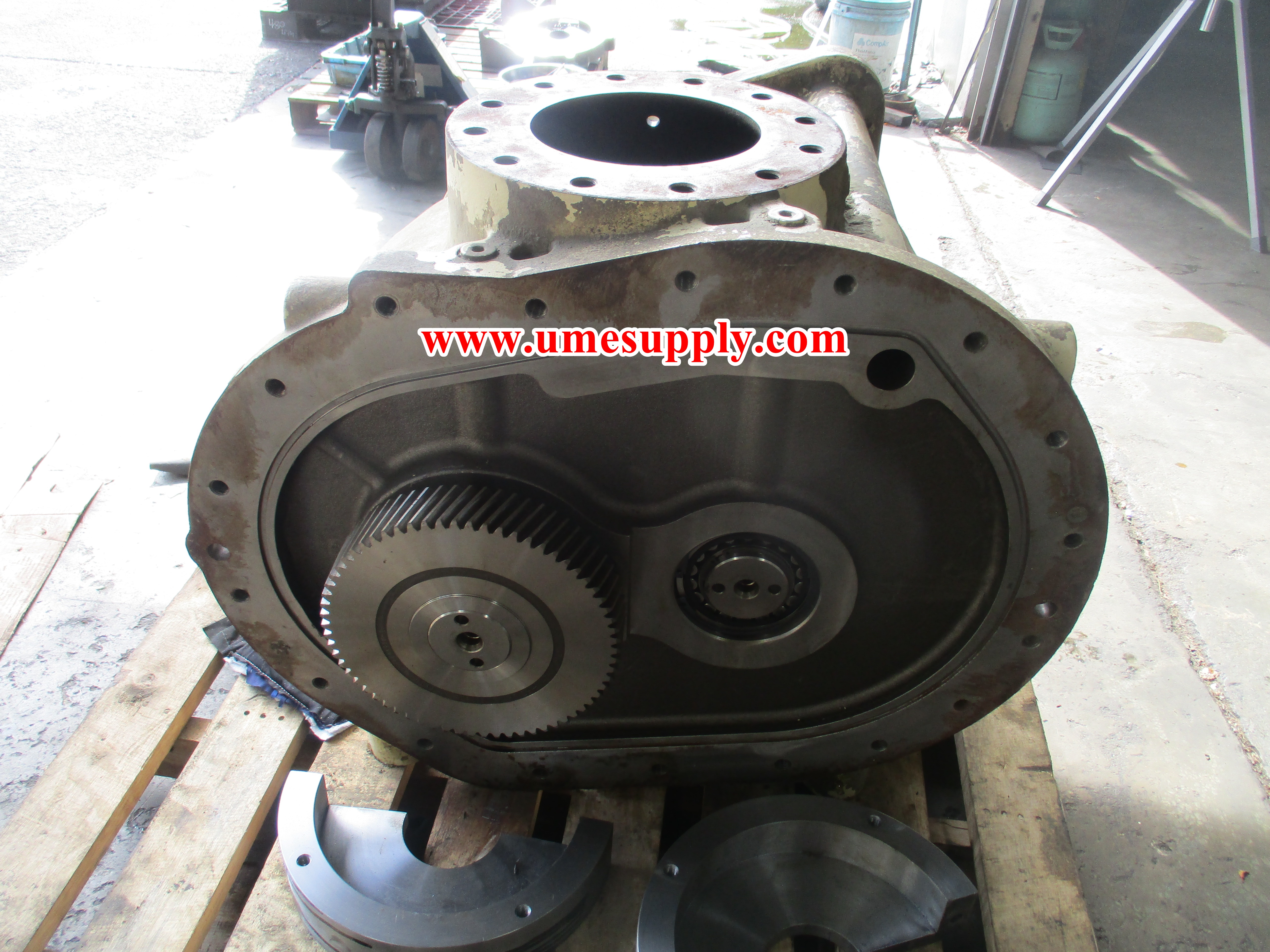 Overhaul Screw AirCompressor "INGERSOLL RAND" IR 350 HP.