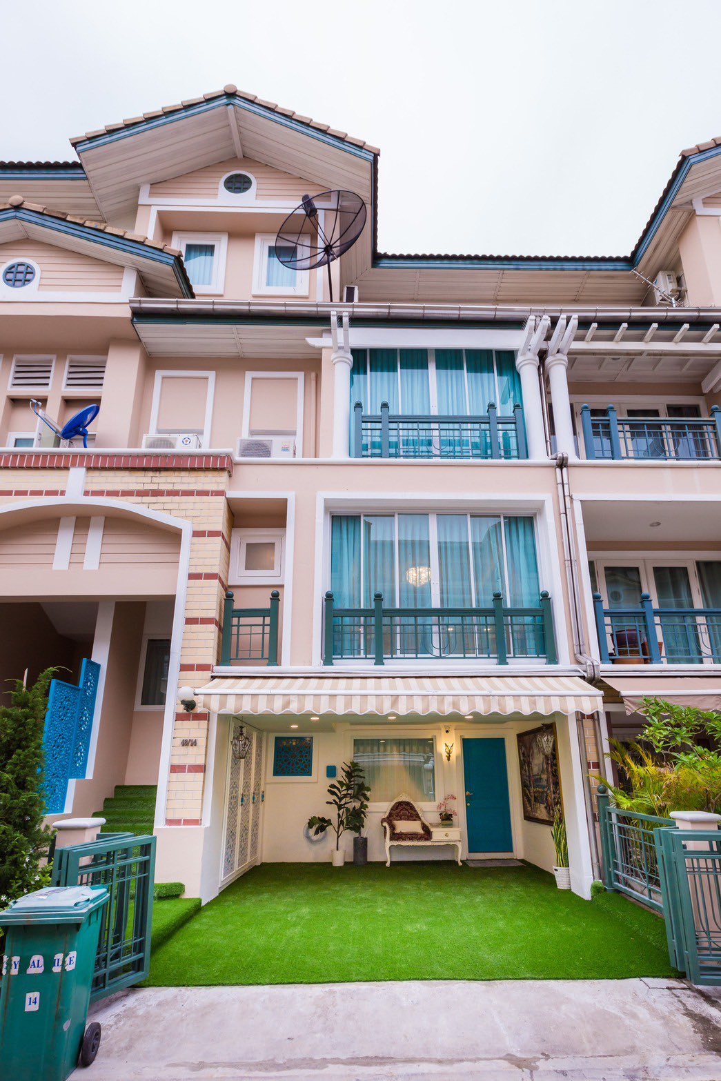 ให้เช่า Luxury Townhome บ้านกลางเมือง The Paris เอกมัย-รามอินทรา (Baan Klang Muang Crystal Ville) 💰 เพียง 99,000 บาท/เดือน (Fully Furnished พร้อมอยู่)