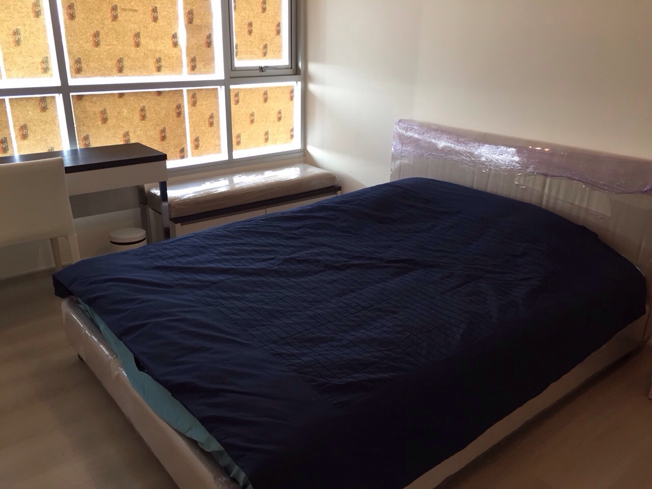 ขาย / เช่า คอนโด Life@Ratchada ราคา 25,000 / เดือน 2 นอน 1 น้ำ พื้นที่ 4.7 ตร.ม ชั้น 28 ตึก เอ ทิศตะวันออก+ทิศเหนือ ครัวแยก เฟอร์นิเจอร์ครบ