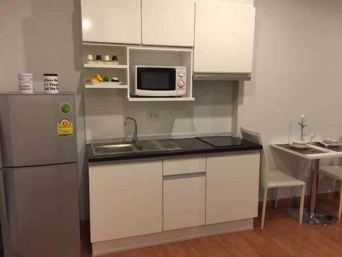 ให้เช่าคอนโด พาร์คแลนด์ @ เพชรเกษม 1 ห้องนอน 30-35 ตรม. 2 ห้องนอน 50-60 ตรม. พร้อมเฟอร์