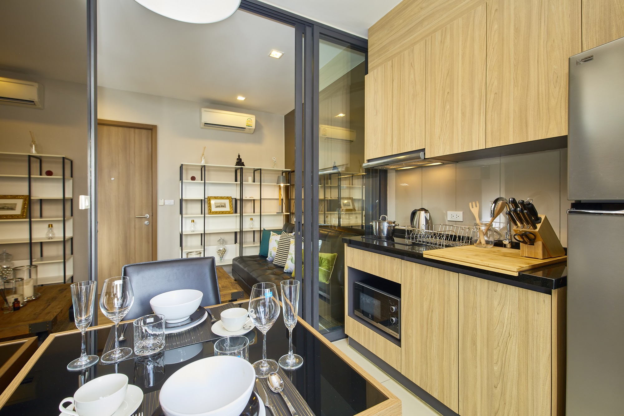 ให้เช่าคอนโด Hasu Haus (ฮาสุ เฮ้าส์) 1 ห้องนอน 1 ห้องน้ำ ขนาด 36 ตรม ชั้น 4 เลขที่ 111/222 ห้องแต่วครบพร้อมเข้าอยู่