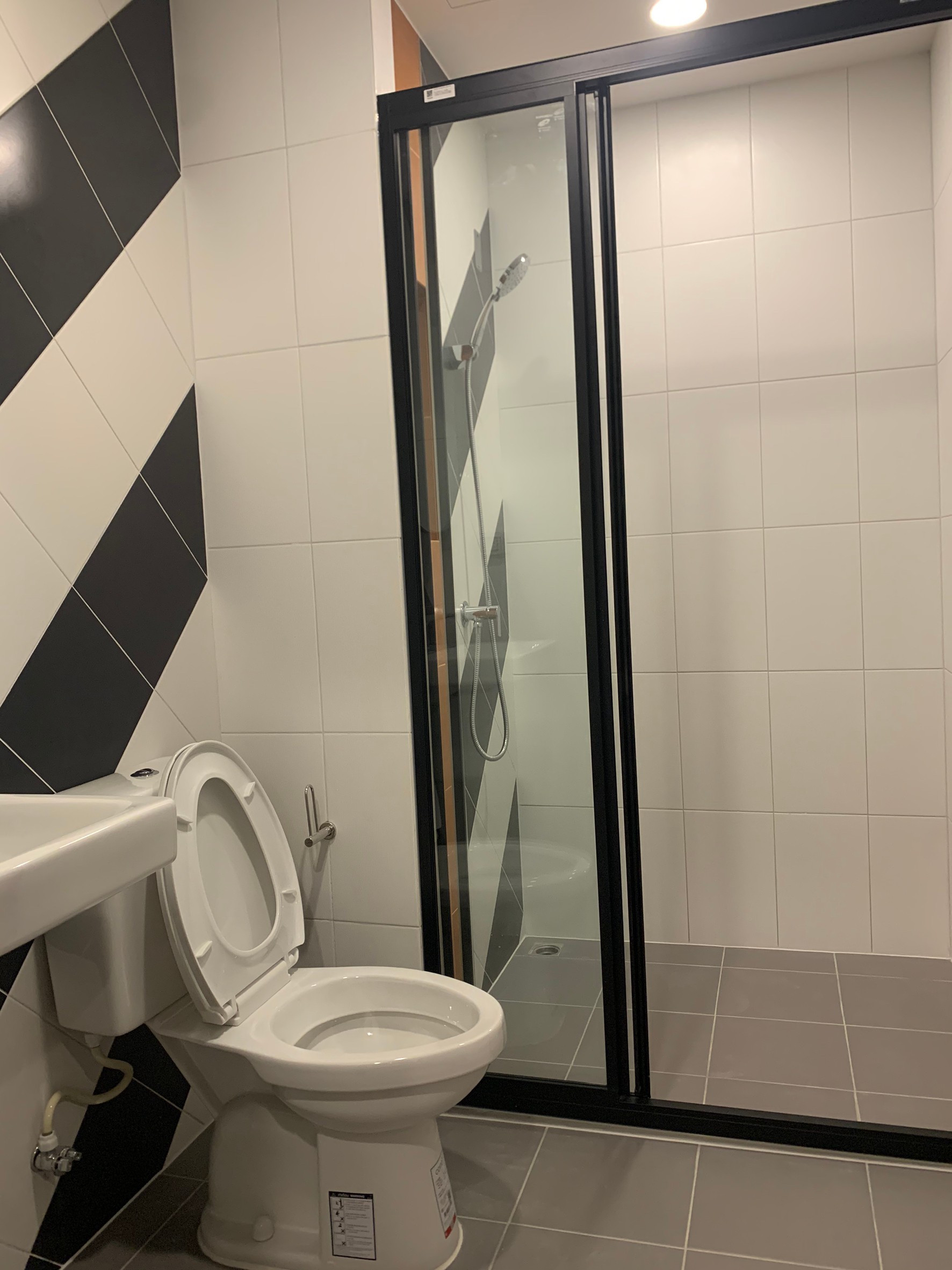 ให้เช่าคอนโด The Base Saphanmai (เดอะ เบส สะพานใหม่)มีทั้งแบบ 1 ห้องนอน 1 ห้องน้ำ ห้องใหม่ยังไม่เคยพัก