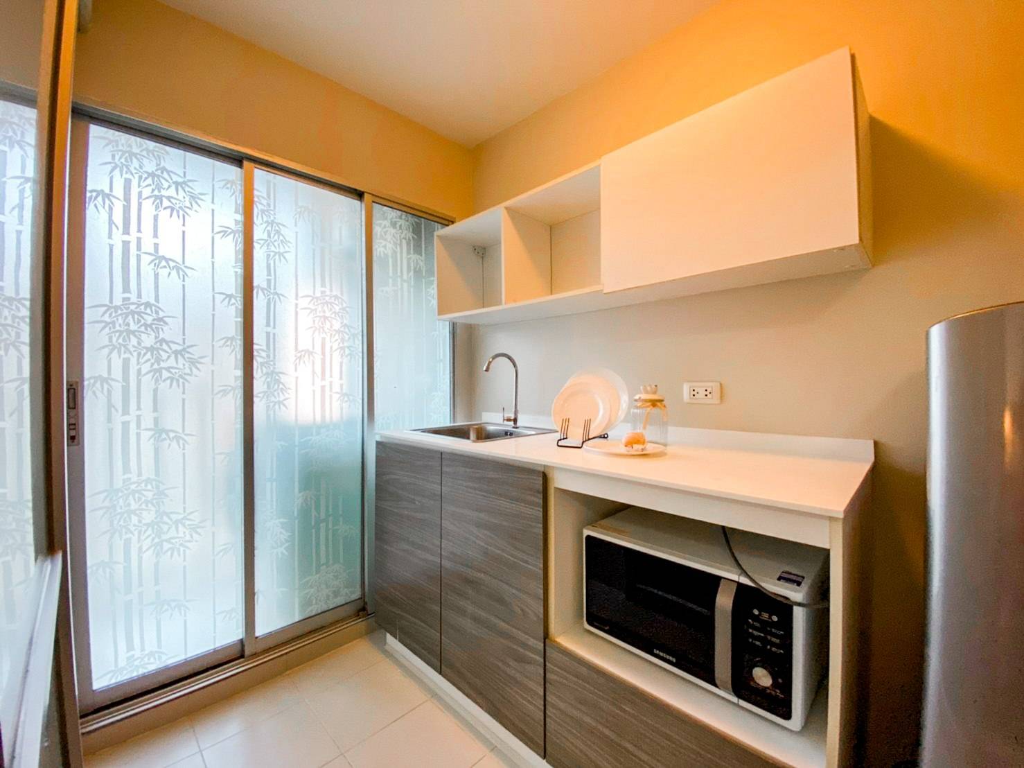 ให้เช่าคอนโด ดีคอนโด แคมปัส รีสอร์ท บางนา ( D Condo Campus Resort Bangna ) ตึก D ชั้น 7 ห้อง ขนาด 30 ตรม.