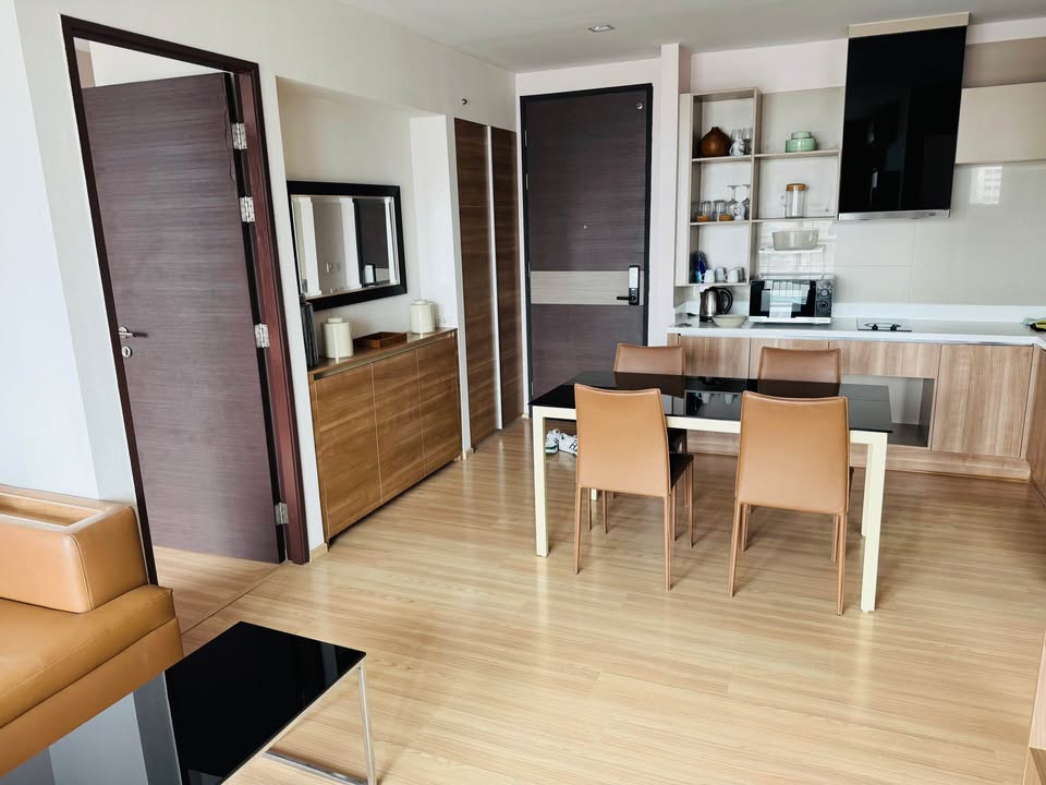 ให้เช่า Rhythm Sathorn (ริธึ่ม สาทร) 2 ห้องนอน วิวแม่น้ำเจ้าพระยา ใกล้ BTS สะพานตากสิน