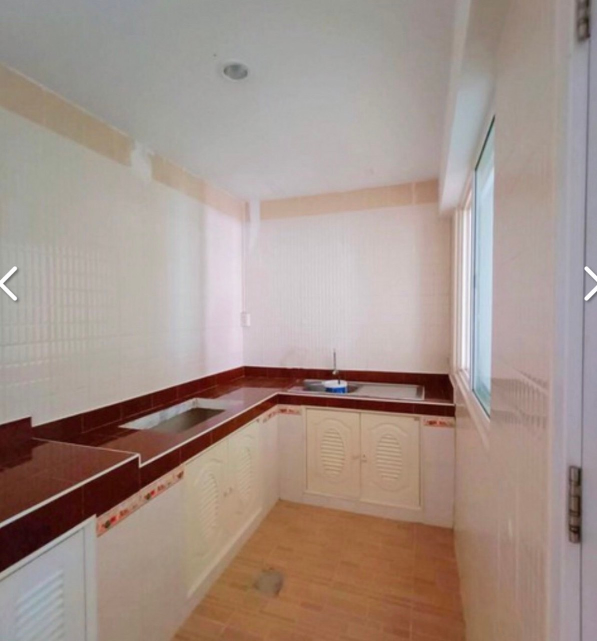 ขายทาวน์โฮม บ้านเลขที่88/48 บางกรวย บางกรวย นนทบุรี หมู่บ้าน กัสโต้ ปิ่นเกล้า-จรัญสนิทวงศ์ 20.7ตารางวา