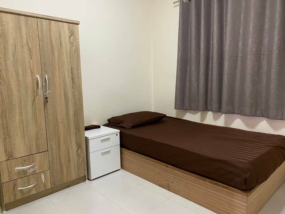 ให้เช่า ทาวเฮ้าส์ 2 ชั้น ในหมู่บ้านนิรันดร์วิลล์ 10 ต้นโครงการ 3 ห้องนอน 2 ห้องน้ำ