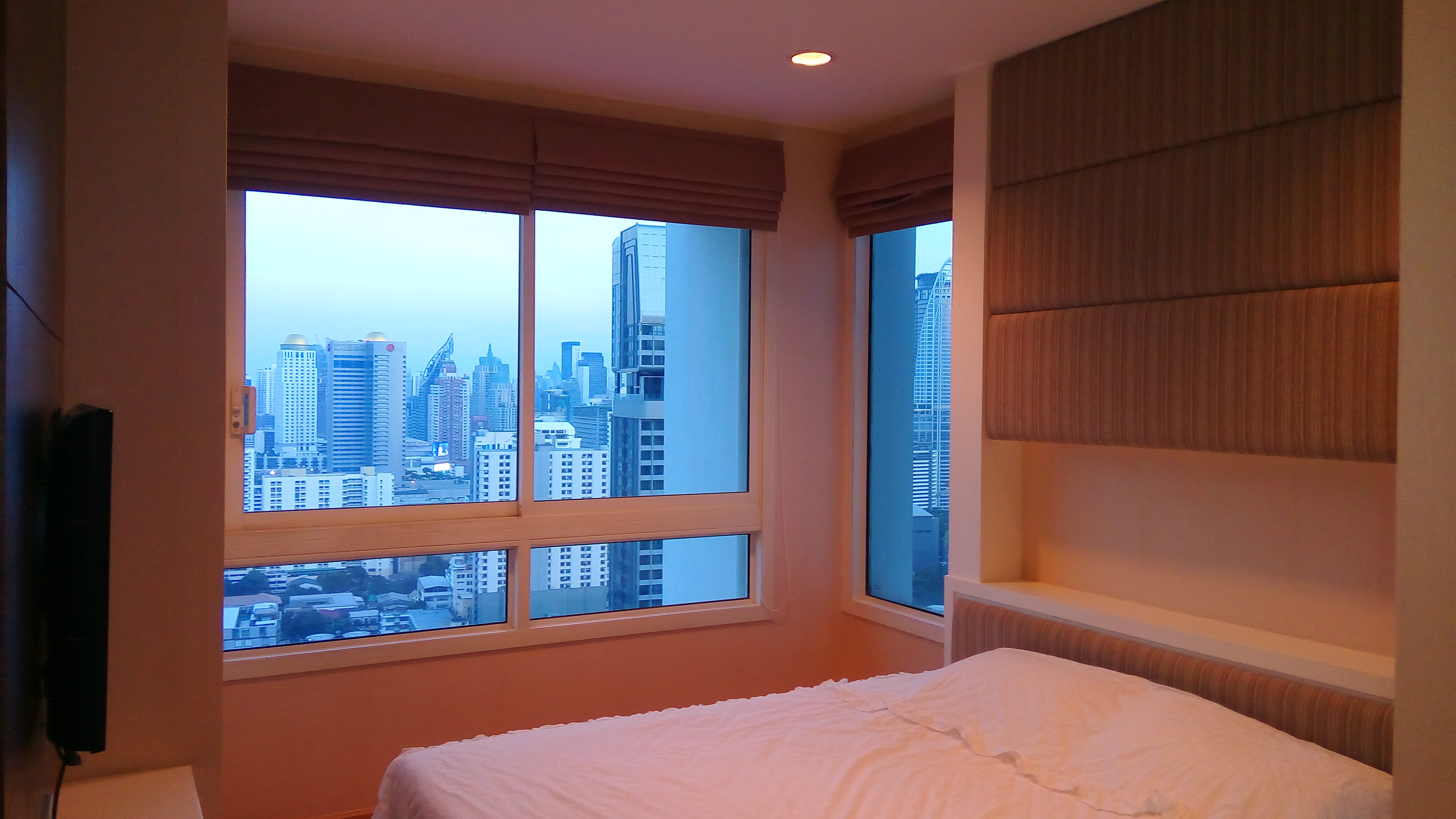 ให้เช่าคอนโด Villa Rachatewi (วิลล่า ราชเทวี) 1 ห้องนอน 1ห้องน้ำ ขนาด 58 ตรม ชั้น 31 ห้องแต่งครบพร้อมอยู่