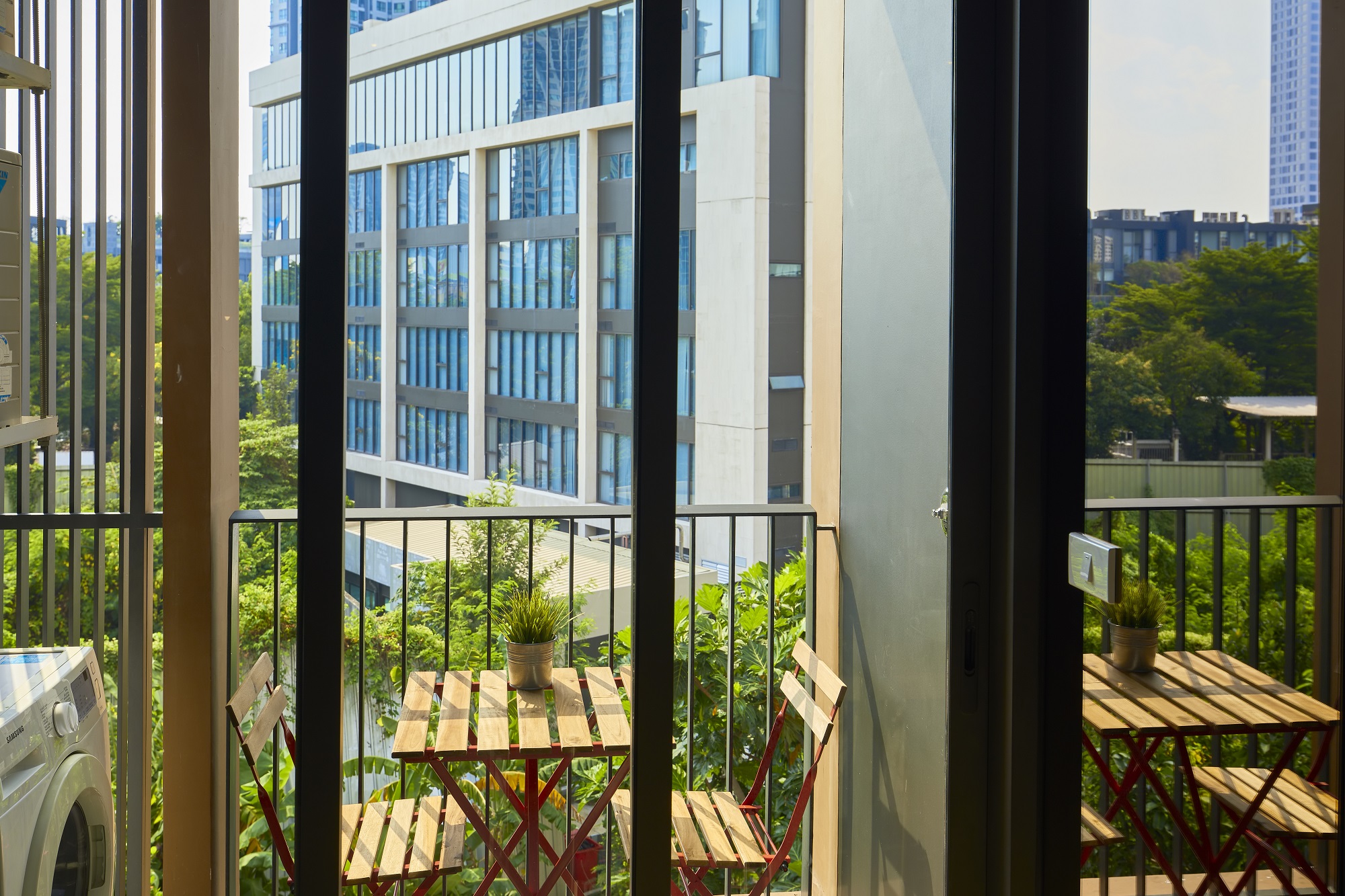 ให้เช่าคอนโด Hasu Haus (ฮาสุ เฮ้าส์) 1 ห้องนอน 1 ห้องน้ำ ขนาด 36 ตรม ชั้น 4 เลขที่ 111/222 ห้องแต่วครบพร้อมเข้าอยู่