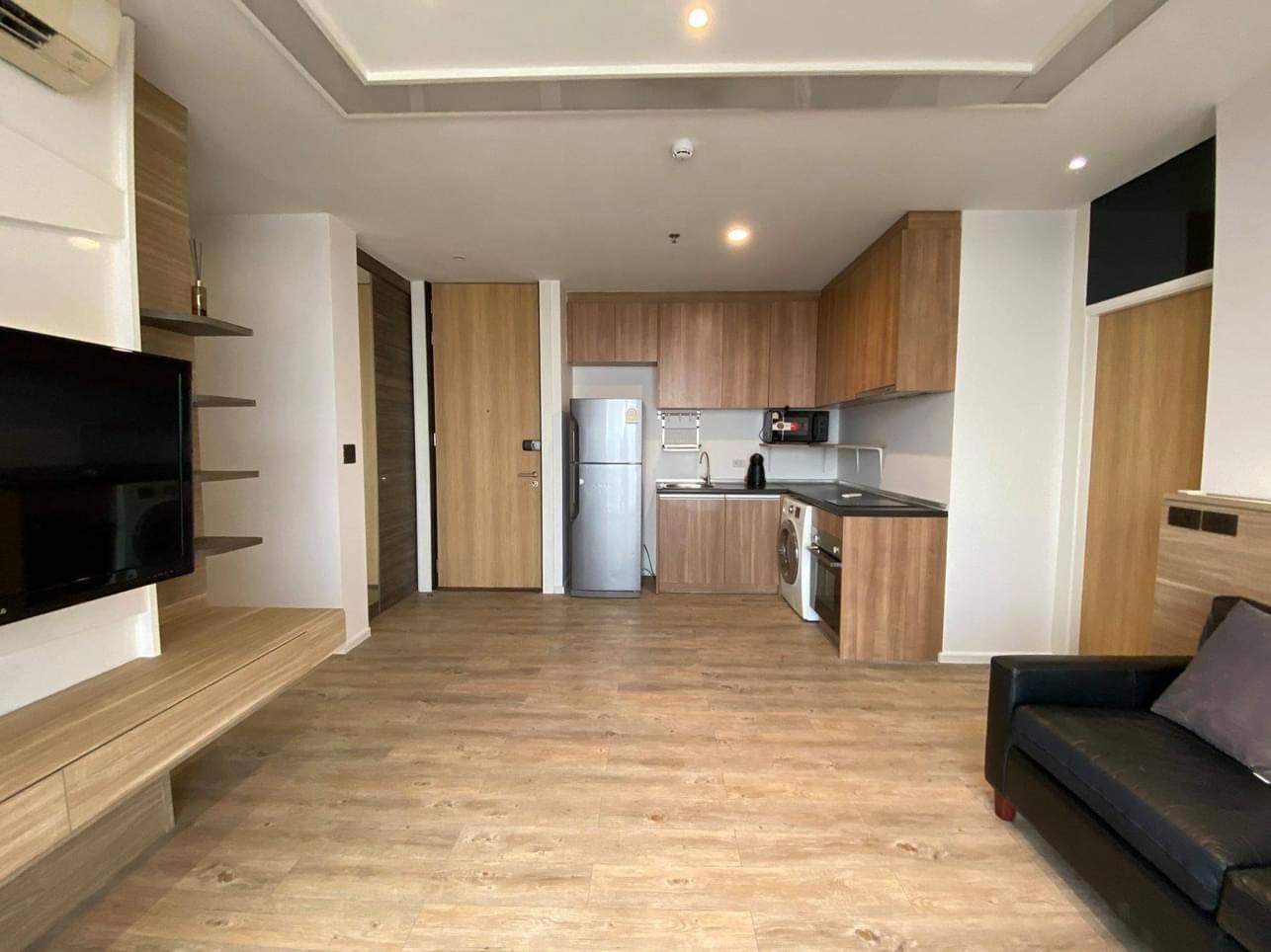 ให้เช่าคอนโด อิสสระ ลาดพร้าว / For Rent Issara Ladprao (English below)