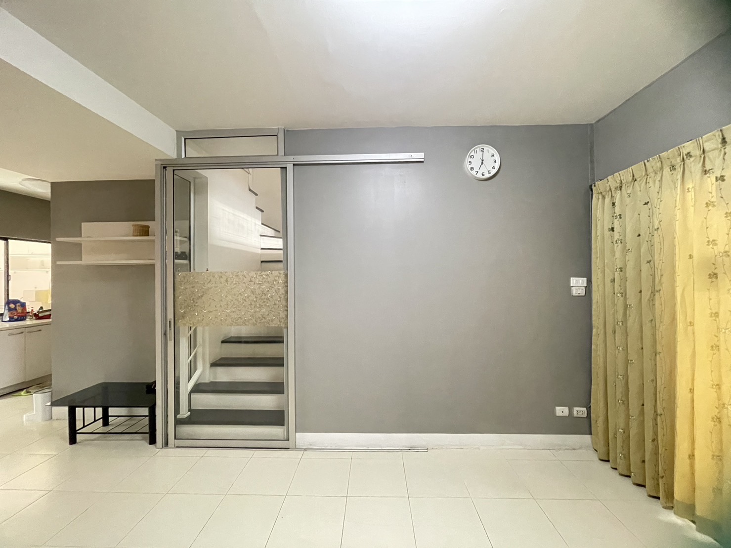 ขายทาวน์โฮม 2 ชั้น 3 ห้องนอน 2 ห้องน้ำ หมู่บ้าน พฤกษา 52/2 คลองหนึ่ง คลองหลวง, ปทุมธานี (ขายพร้อมคนเช่า ) ขายราคา 1.95 ล้าน