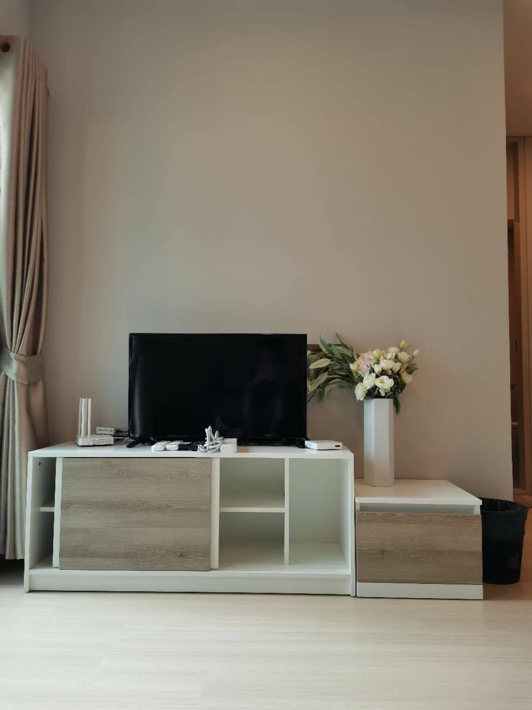 ให้เช่าคอนโด Lumpini Suite Phetchaburi - Makkasan (ลุมพินี สวีท เพชรบุรี -มักกะสัน) 1 ห้องนอน 1 ห้องน้ำ ขนาด 33 ตรม