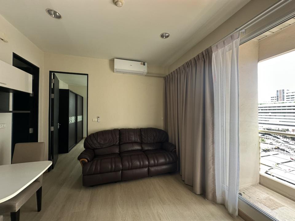 ให้เช่า! คอนโดบ้านกลางกรุง สยาม-ปทุมวัน (Baanklangkrung Siam-Patumwan) ห้องเพดานสูง วิว BTS ราชเทวี ไม่บล็อก พร้อมเข้าอยู่!