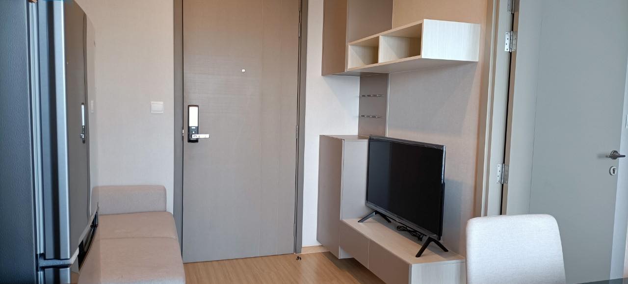 ðĄâĻ āļāļēāļĒāļāļāļāđāļ āļāļĢāđāļāļĄāļāļđāđāđāļāđāļēāđāļŦāļĄāļēāļ°āļŠāļģāļŦāļĢāļąāļāļāļąāļāļĨāļāļāļļāļ āđāļāļāļ° āđāļāļĢāđāļ§āļāļĩāđ āļāđāļēāļāļĢāļ° āļāļīāļāđāļāļāļĢāđāđāļāļāļāđ / The Privacy Thaphra Interchange âĻ