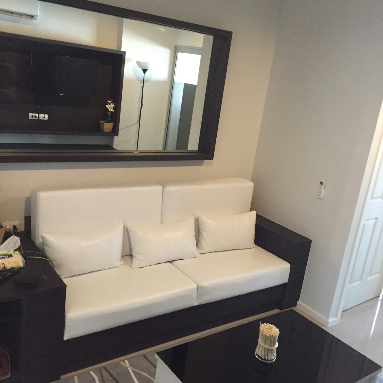 ขายห้องคอนโด Aspire พระราม 9 ขนาด 1 ห้องนอน พื้นที่ 39.35 ตรม. แบบ 1 ห้องนอน 1 ห้องน้ำ การตกแต่งครบ