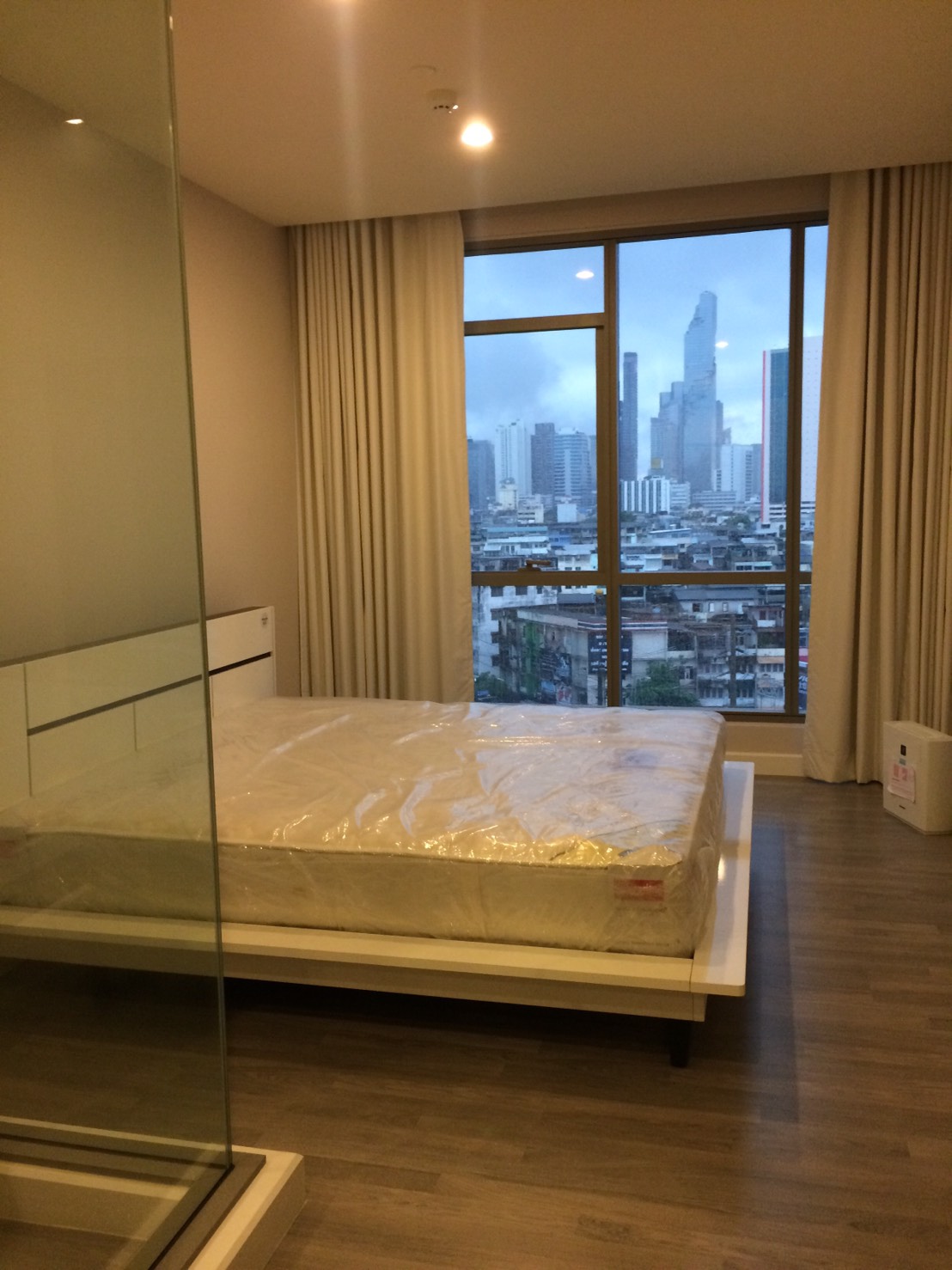 ขายคอนโด The Room Rama 4 (เดอะ รูม พระราม 4) 1ห้องนอน 1 ห้องน้ำ