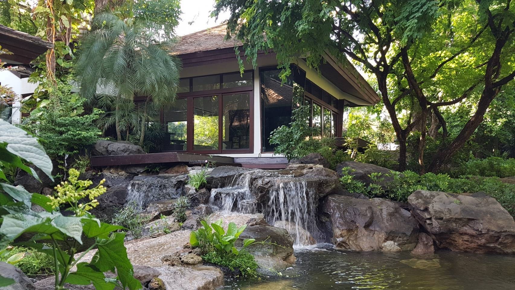 ขายเดี่ยวสไตล์สวนป่าธรรมชาติผลงานการจัดสวนอันทรงคุณค่าชิ้นสุดท้ายของนักจัดสวนมือหนึ่งของประเทศไทย คุณพิชัย จิโรภาส บ้านสวนสไตล์รีสอร์ท