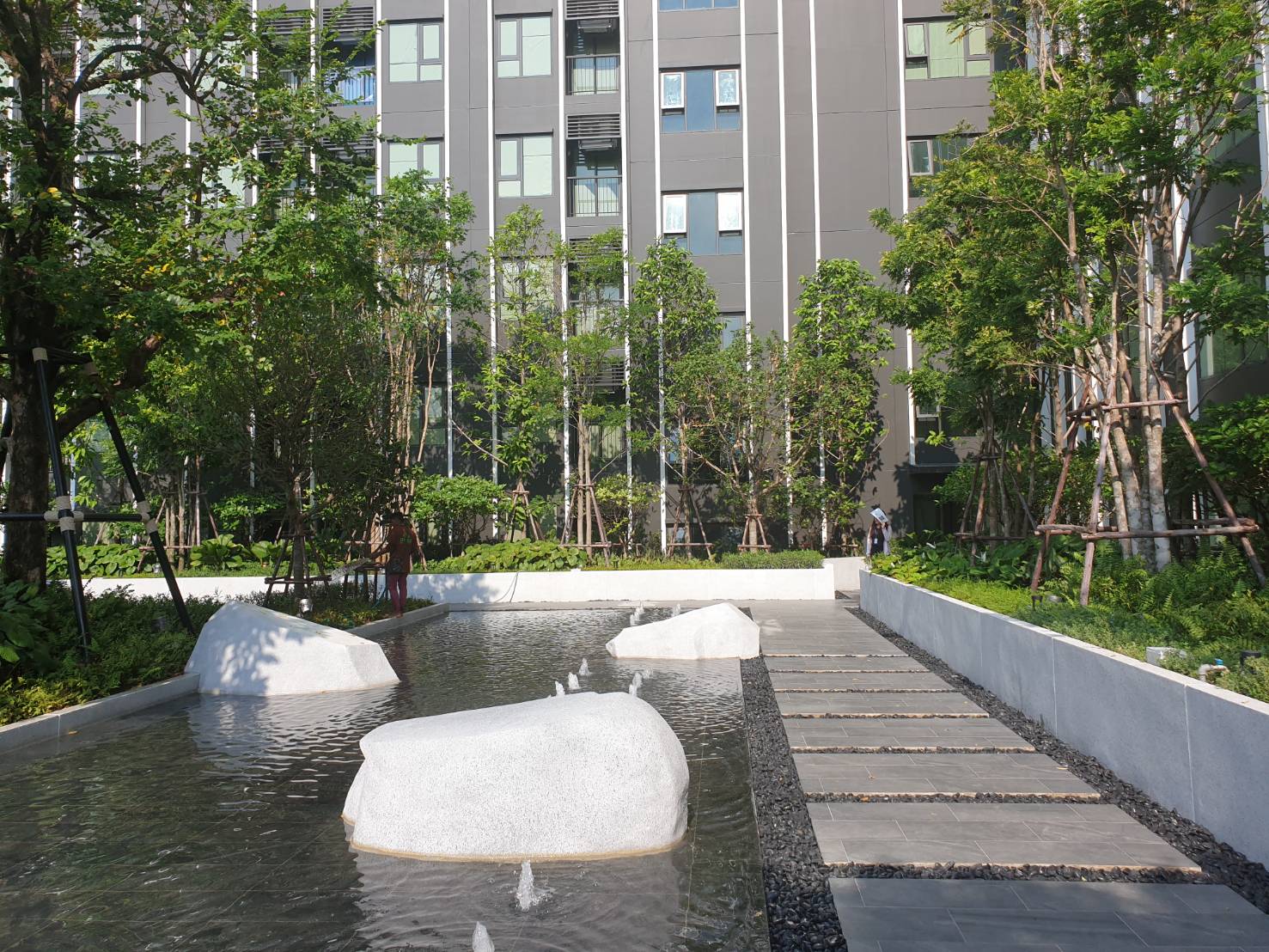 ให้เช่าคอนโด Life One Wireless (ไลฟ์ วัน ไวร์เลส) 1 ห้องนอน 1 ห้องน้ำ ขนาด 24 ตรม