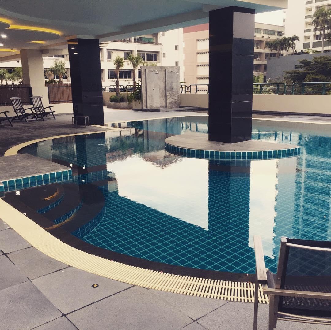 ขาย / ให้เช่าคอนโด Casa Viva (คาซ่า วีว่า) 2 ห้องนอน 3 ห้องน้ำ 1 ห้องครัว 1 ห้องแม่บ้าน ขนาด 146 ตรม