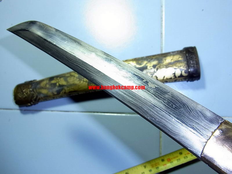 ซามูไรสั้น ดาบญี่ปุ่น ลายเสือเล่มเล็ก ฮาราคีรี กระไหล่เงิน ใบมีดเป็นเหล็กลาย (ใบมีดดามัสกัส)