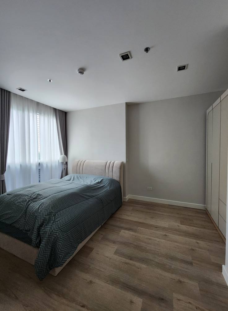 ให้เช่าคอนโด เดอะรูม สาทร–ตากสิน / For Rent The Room Sathorn–Taksin (English below)