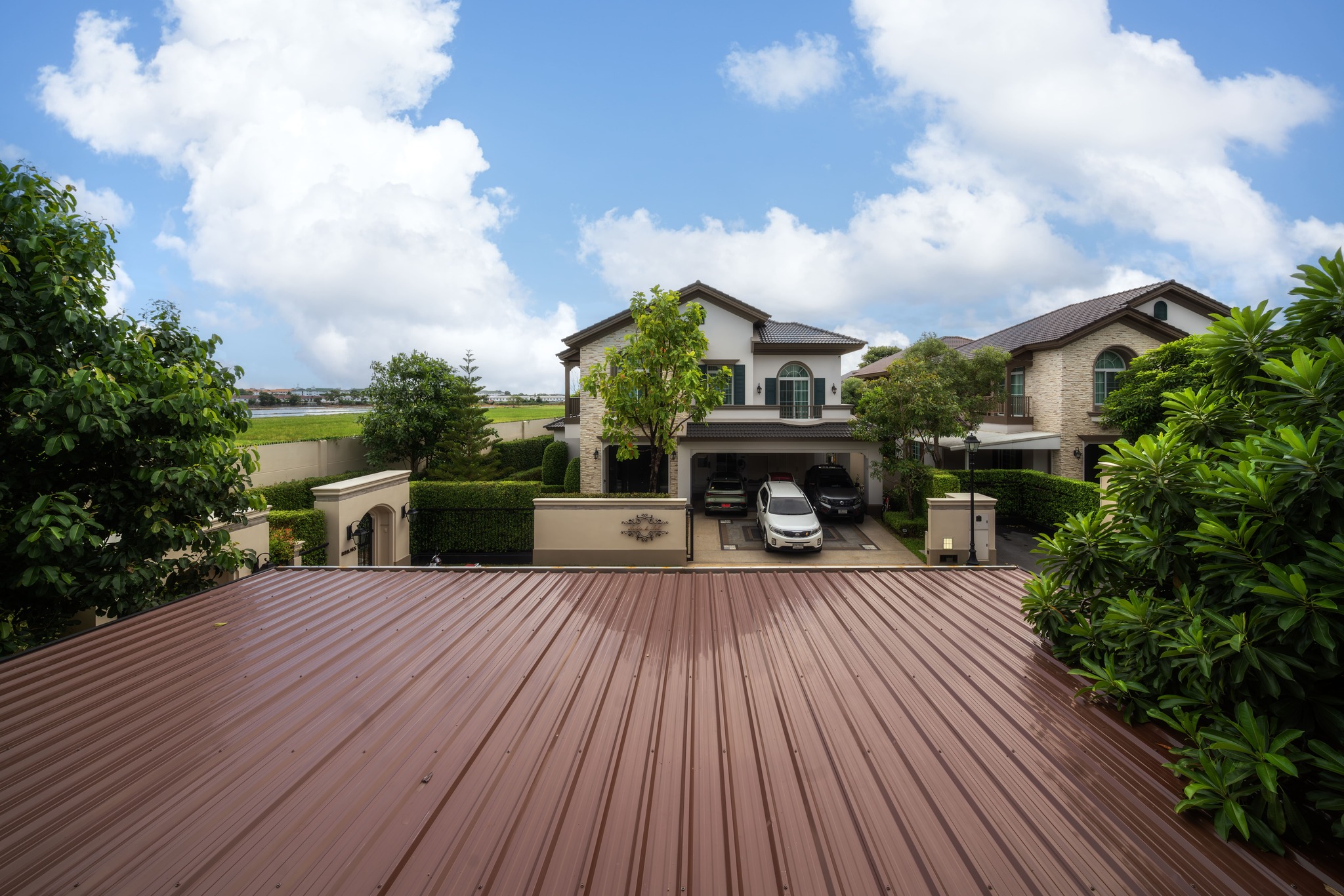 ขาย / เช่า บ้านเดี่ยวสุดหรู หมู่บ้าน นันทวัน รามอินทรา – พหลโยธิน 50 / For Sale & Rent Nanthawan Ramintra – Phaholyothin 50