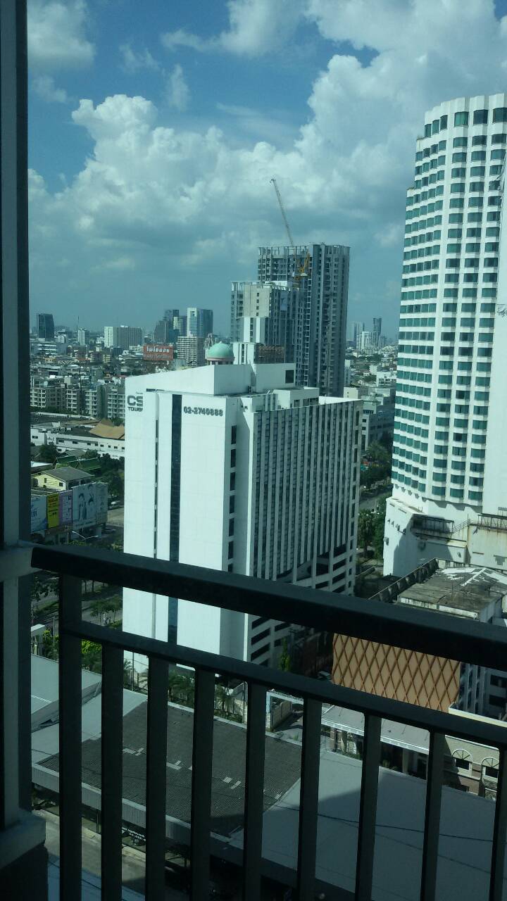 คอมโดให้เช่า Life Ratchadapisek 1 ห้องนอน ราคา 20,000 ต่อเดือน พื้นที่ 39 ตร.ม ชั้น 20 วิว เมือง ทิศ เหนือ พร้อมเฟอร์