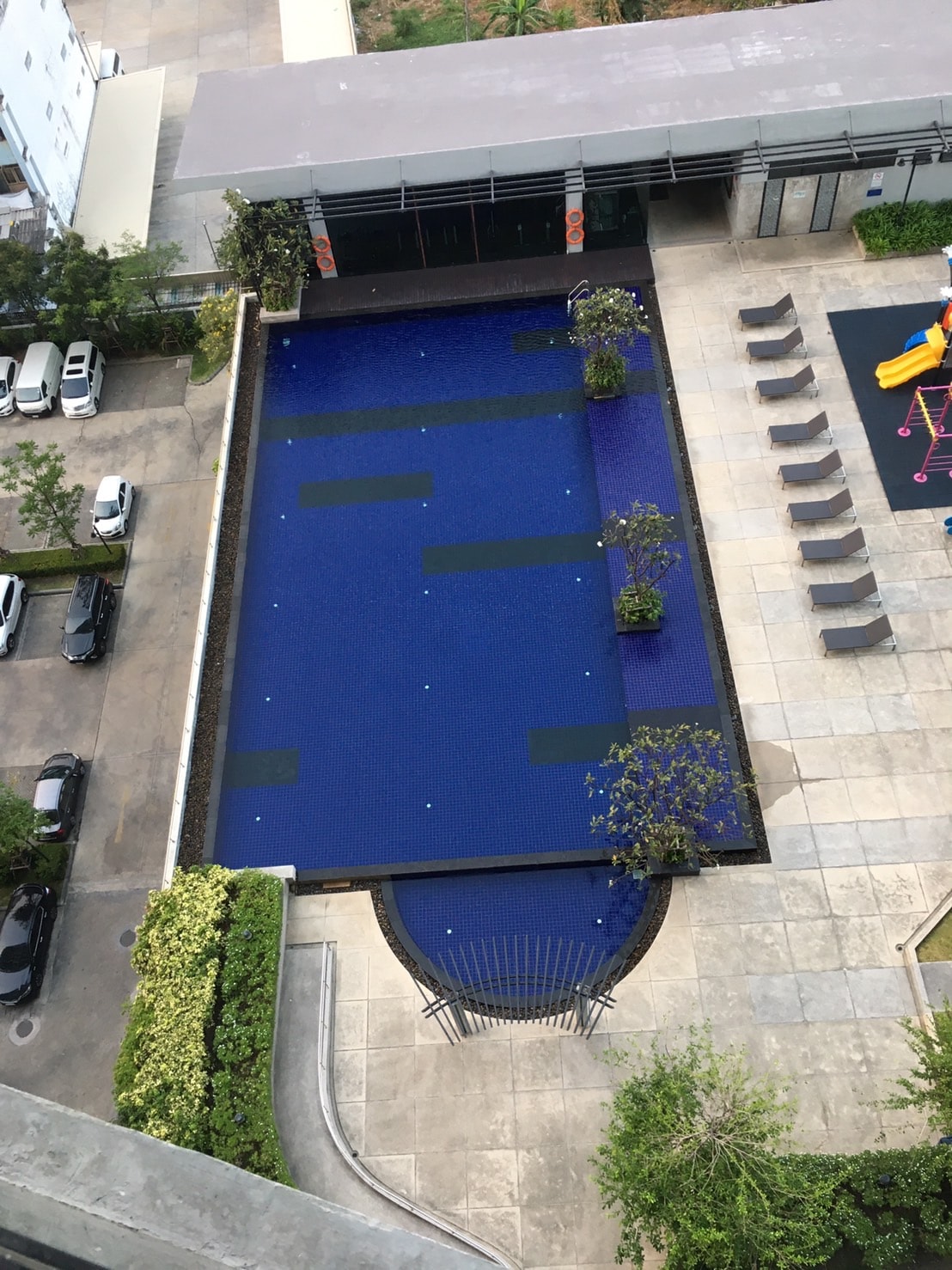 ให้เช่าคอนโด ศุภาลัย พรีเมียร์ ราชเทวี ชั้น 15 ขนาด 38 ตร.ม. วิวสระว่ายน้ำ เฟอร์ครบ พร้อมอยู่ ใกล้ BTS ราชเทวี เพียง 300 เมตร