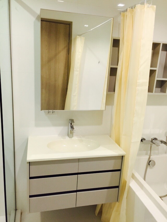 ให้เช่าคอนโด HQ Thonglor (เอชคิว ทองหล่อ) 1 ห้องนอน 1 ห้องน้ำ ขนาด 51 ตรม ชั้น 14