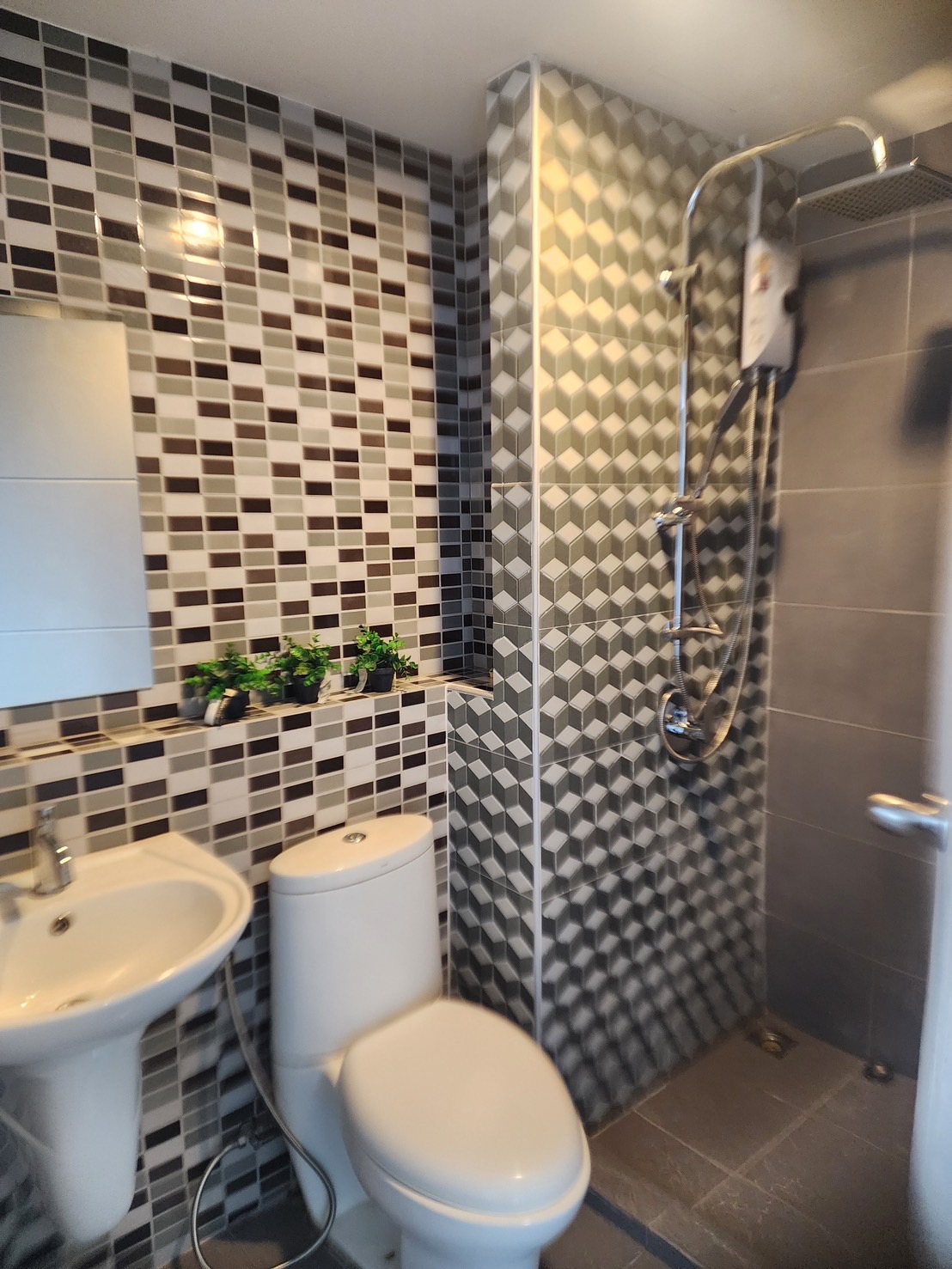 📍 รหัสทรัพย์ 87670 ให้เช่า D Condo รัตนาธิเบศร์ (ใกล้สถานีรถไฟฟ้าไทรม้าเพียง 50 เมตร!)