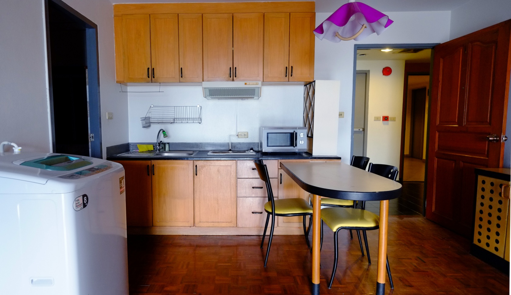 ให้เช่าคอนโด silom suite (สีลม สวิท คอนโด) พื้นที่ 80 ตรม . 2 ห้องนอน 1 ห้องน้ำ ชั้น 25 หันหน้าตะวันออก ห้องมุม วิว แม่น้ำ ( ห้อง183/25 ) ราคา 25,000 บาทต่อเดือน