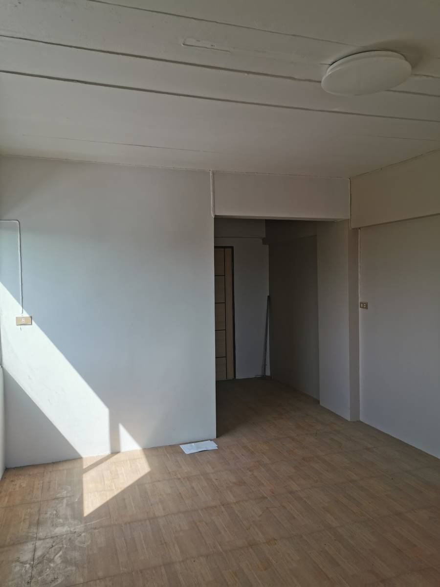 ขายคอนโด J.C.ทาวน์เวอร์อินทารมะ ซอย 10 ใกล้ BTS สะพานควายเพียง 1.7 กม. ห้องมุม ทำเลดี ราคาโดน เพียง 1,120,000 บาท