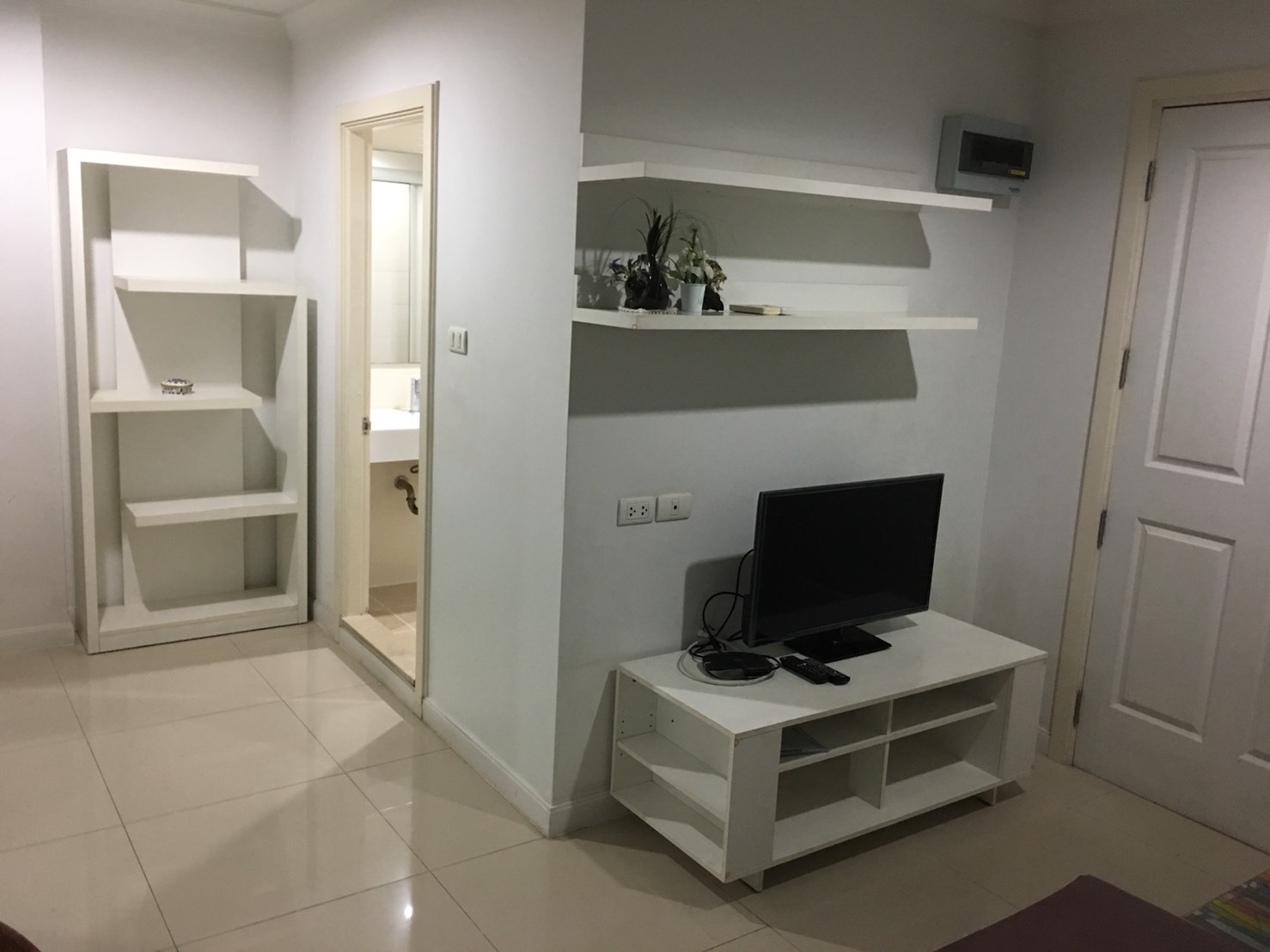 ขาย/ให้เช่า คอนโด Lumpini Place Rama IX-Ratchada (ลุมพินี เพลส พระราม 9-รัชดา ชั้น 19 ตึก B ขนาด 37 ตรม 1 ห้องนอน 1 ห้องน้ำ