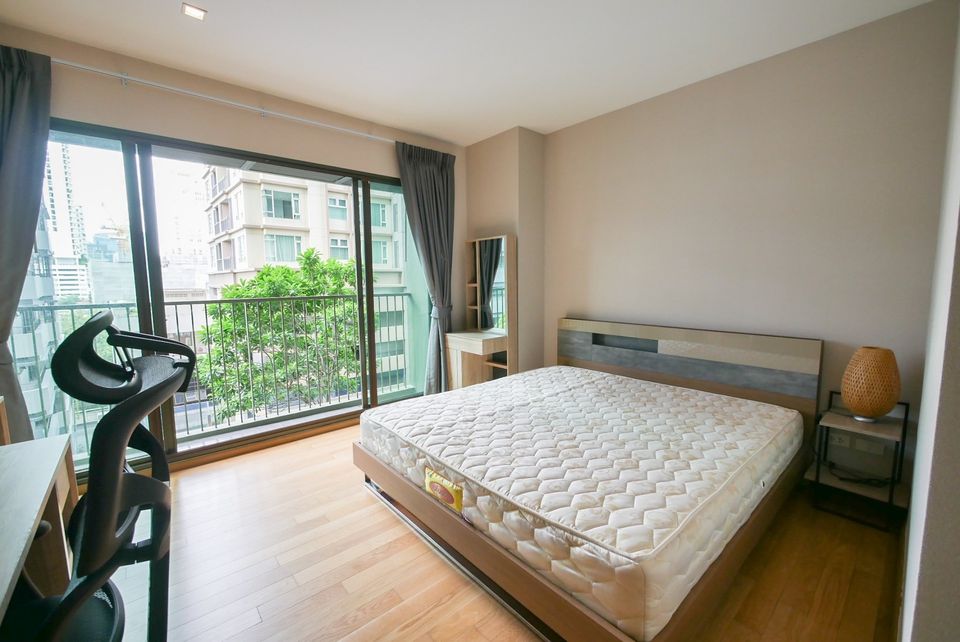 ให้เช่าคอนโด Noble Solo (โนเบิล โซโล) ทองหล่อ (25,000 บาท/เดือน) คอนโด 1 ห้องนอนเพิ่งปรับปรุงใหม่ ชั้น 6 วิวสระน้ำ