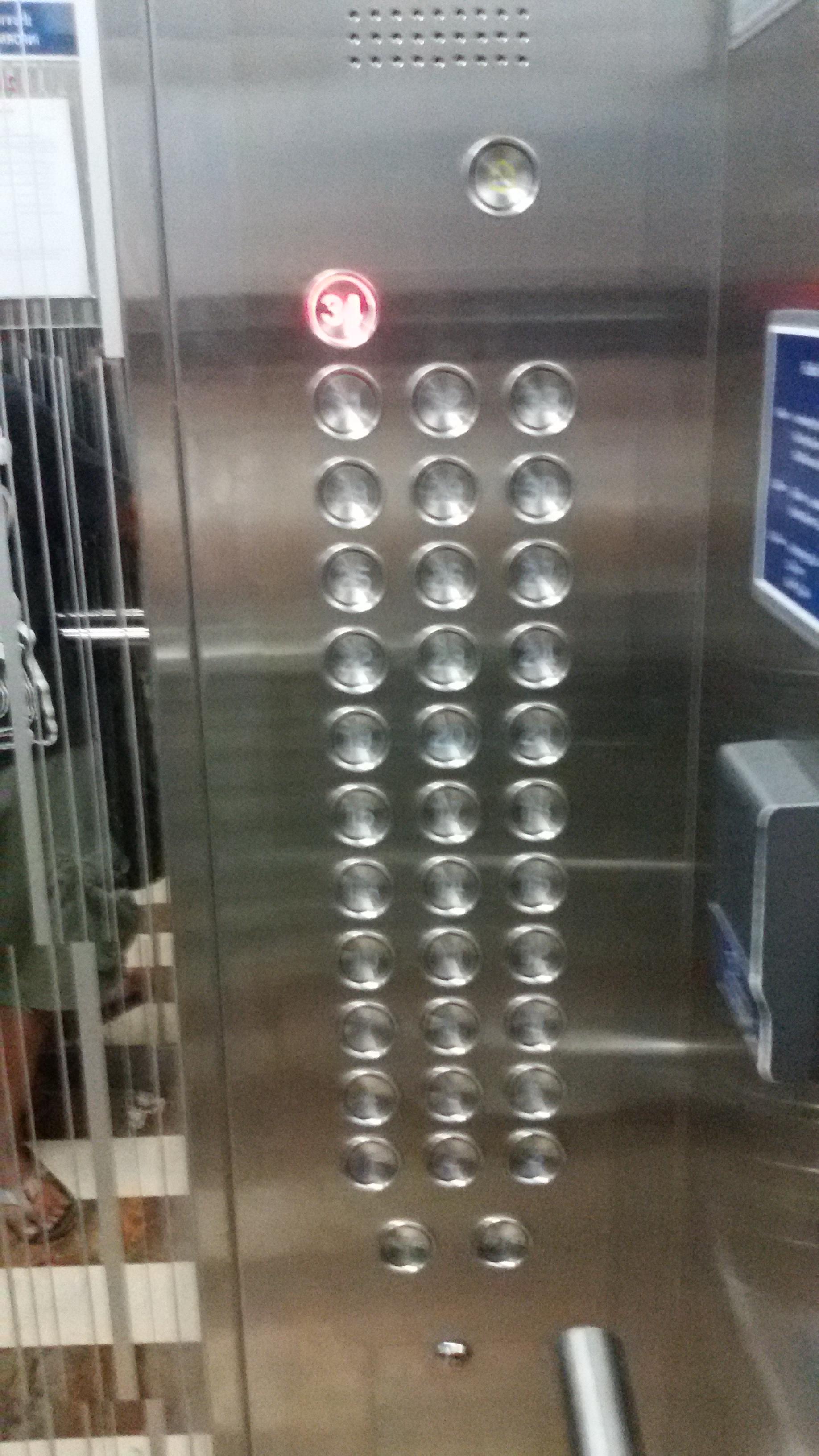 ขายคอนโด Abstracts Phahonyothin Park (แอ็บสแตร็กส์ พหลโยธิน พาร์ค ) ราคา 5.3 ล้าน 1 ห้องนอน