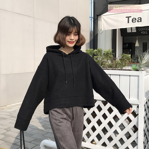 เสื้อกันหนาวฮู้ดดี้ แฟชั่นเกาหลี ตัวสั้นทรงแข็ง น่ารักมากจ้า ผ้าสักกะหลาดเนื้อนุ่มแต่เป็นทรง พร้อมส่ง งานจริงในภาพสุดท้ายน้า