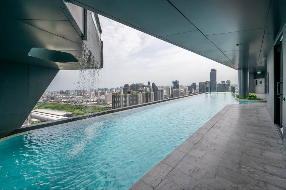 🌟 ให้เช่าคอนโด Ideo Mobi Asoke (ไอดีโอ โมบิ อโศก) 🌟 📍 ทำเลติดถนนเพชรบุรี เดินเพียง 350 เมตรถึง MRT เพชรบุรี