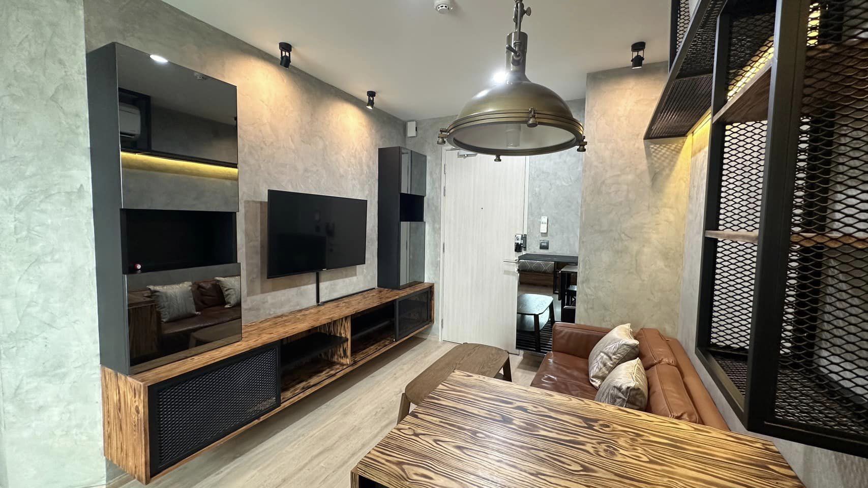 ให้เช่า IDEO Q Chula - Samyan (ไอดีโอ คิว จุฬา - สามย่าน) ห้อง สตูดิโอ ขนาด 28 ตรม. ตึก North ชั้น 30 วิวสระว่ายน้ำ วิวห้องสวยมาก