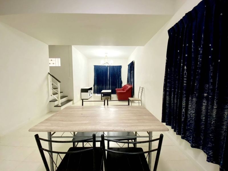 ให้เช่าบ้าน 15,500 บาท ต่อเดือน ทาวน์โฮม 2 ชั้น บ้านพฤกษา 58/2 ลาดกระบัง-สุวรรณภูมิ ถนน ลาดกระบัง 54 ศรีวารีน้อย